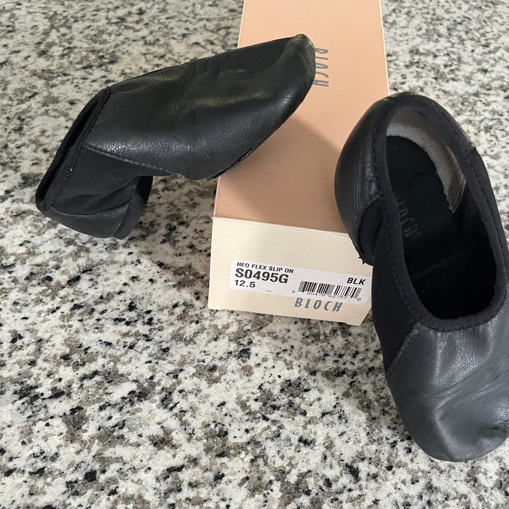 Bloch~Children's Neo Flex Slip On Jazz Shoe - Picture 1 of 3